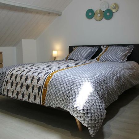 Bel Appartement Avec Vue Sur Vezere Uzerche Buitenkant foto