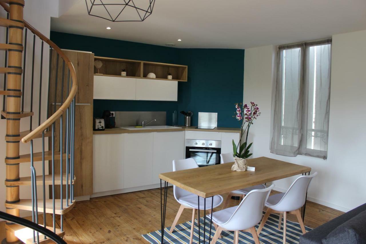 Bel Appartement Avec Vue Sur Vezere Uzerche Buitenkant foto